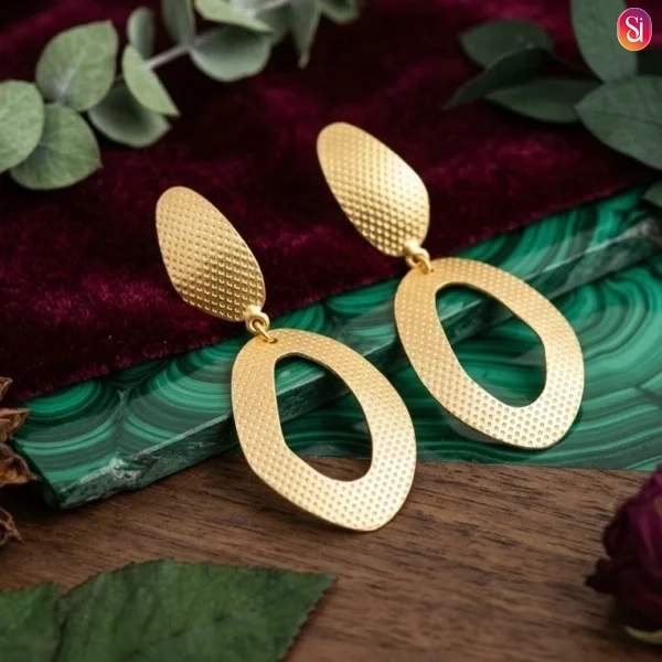 Sanaadhya Golden Party Wear Earrings